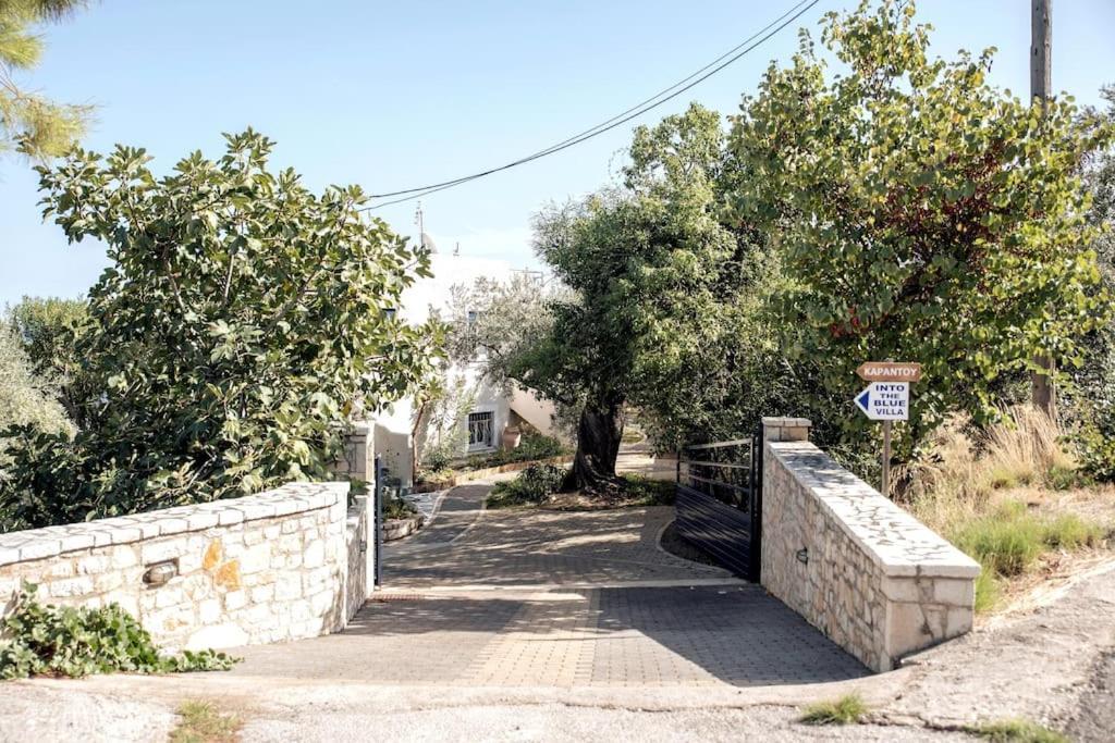 Karantou Villa Tirós Екстериор снимка