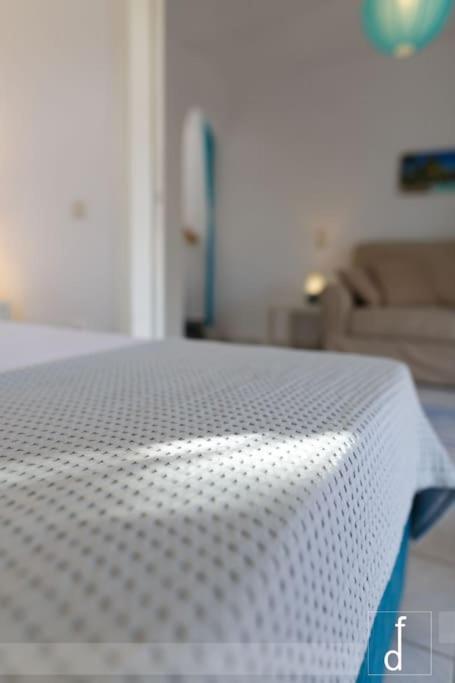 Karantou Villa Tirós Екстериор снимка
